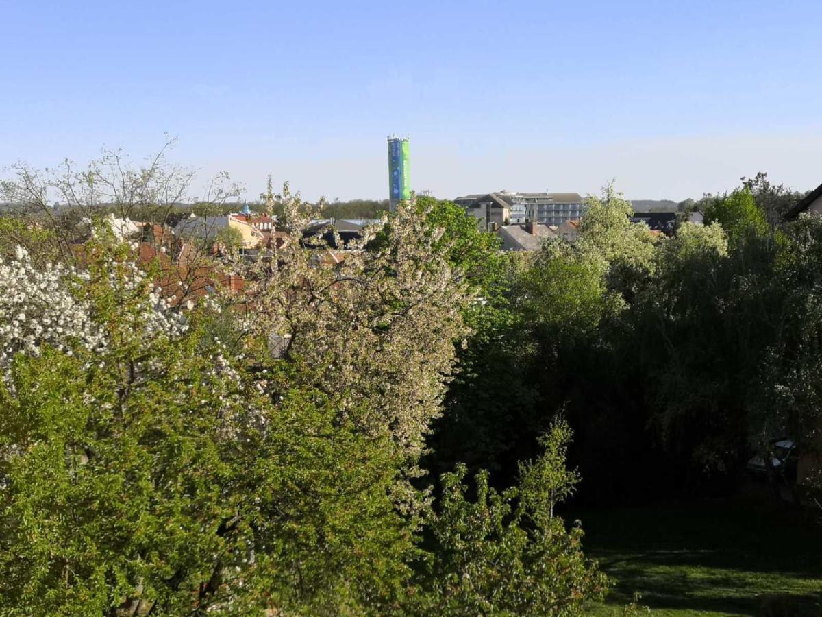 Newisland Family Apartman Sárvár Kültér fotó