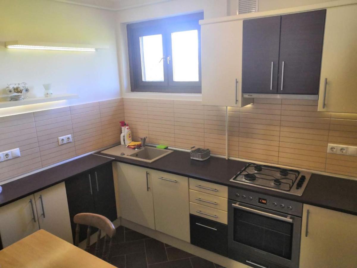 Newisland Family Apartman Sárvár Kültér fotó
